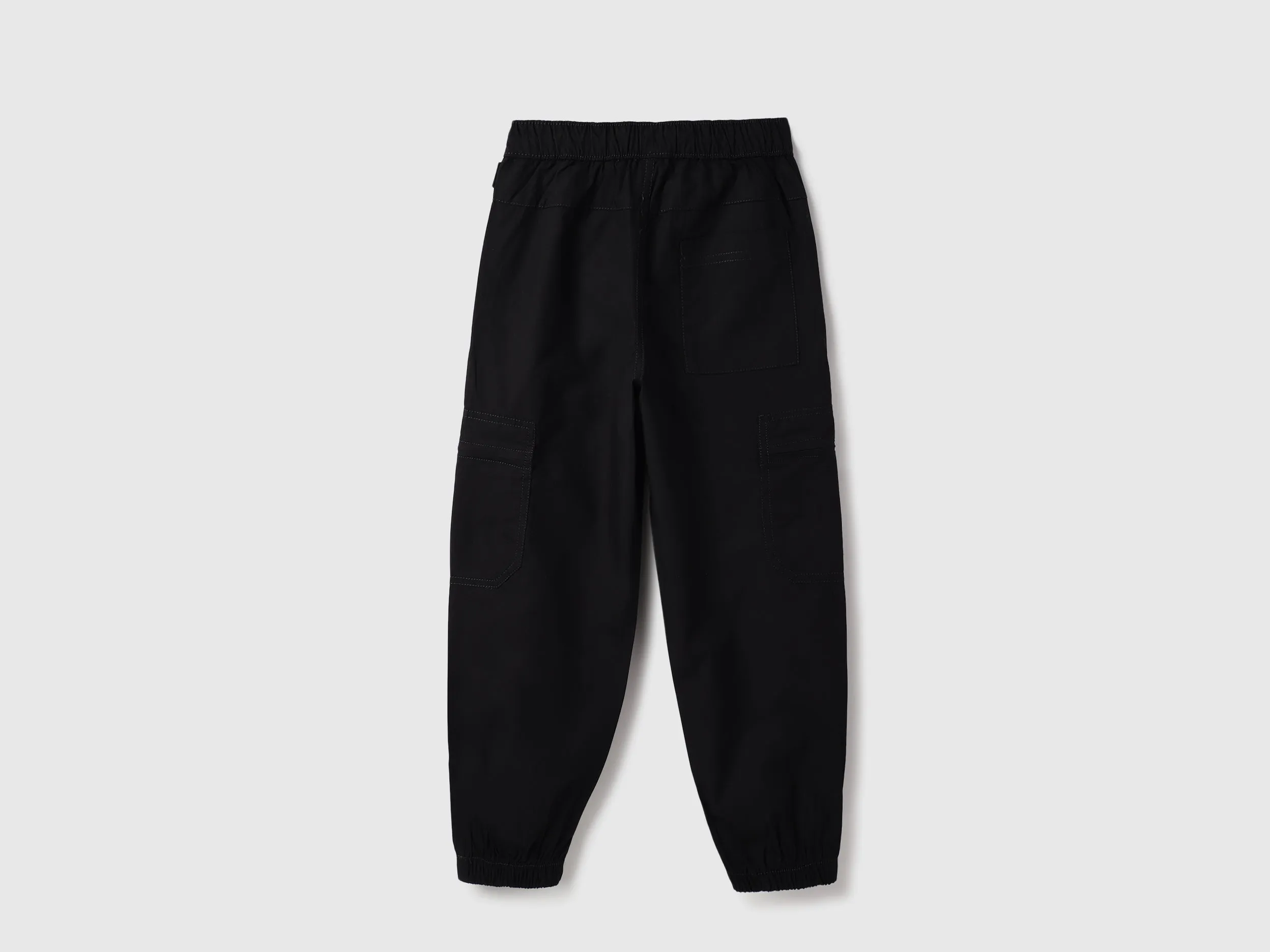 Solid Jogger Fit Cargo Joggers
