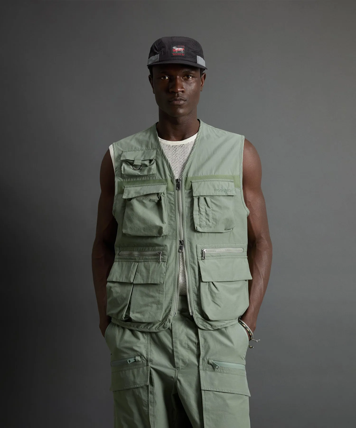 Todd Snyder x Woolrich Fishing Vest in Sage
