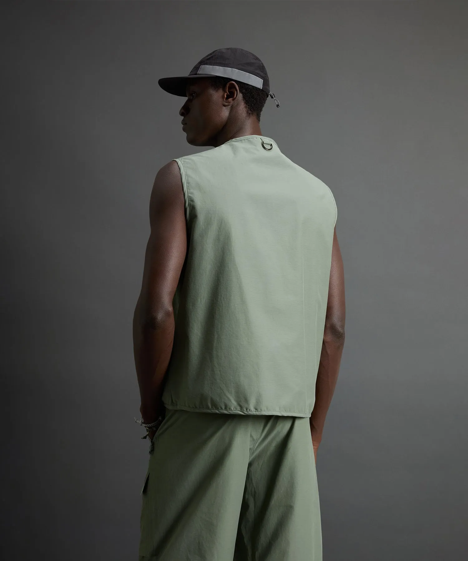 Todd Snyder x Woolrich Fishing Vest in Sage