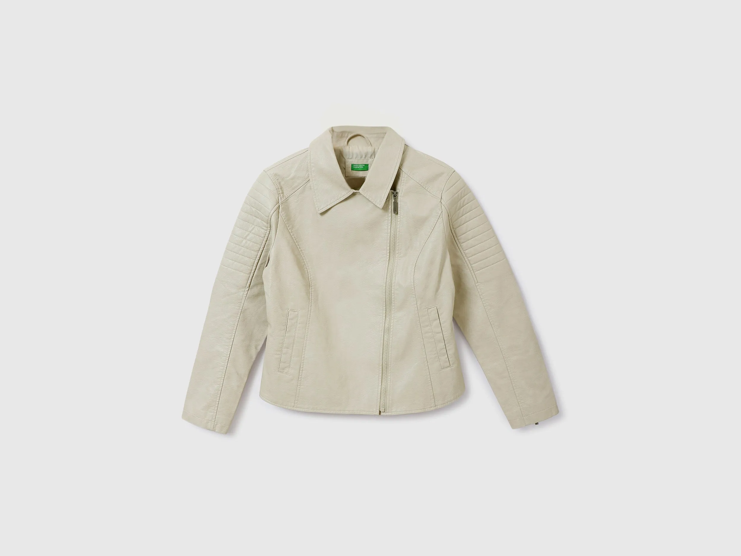 Women Solid Shirt Collar Jacket