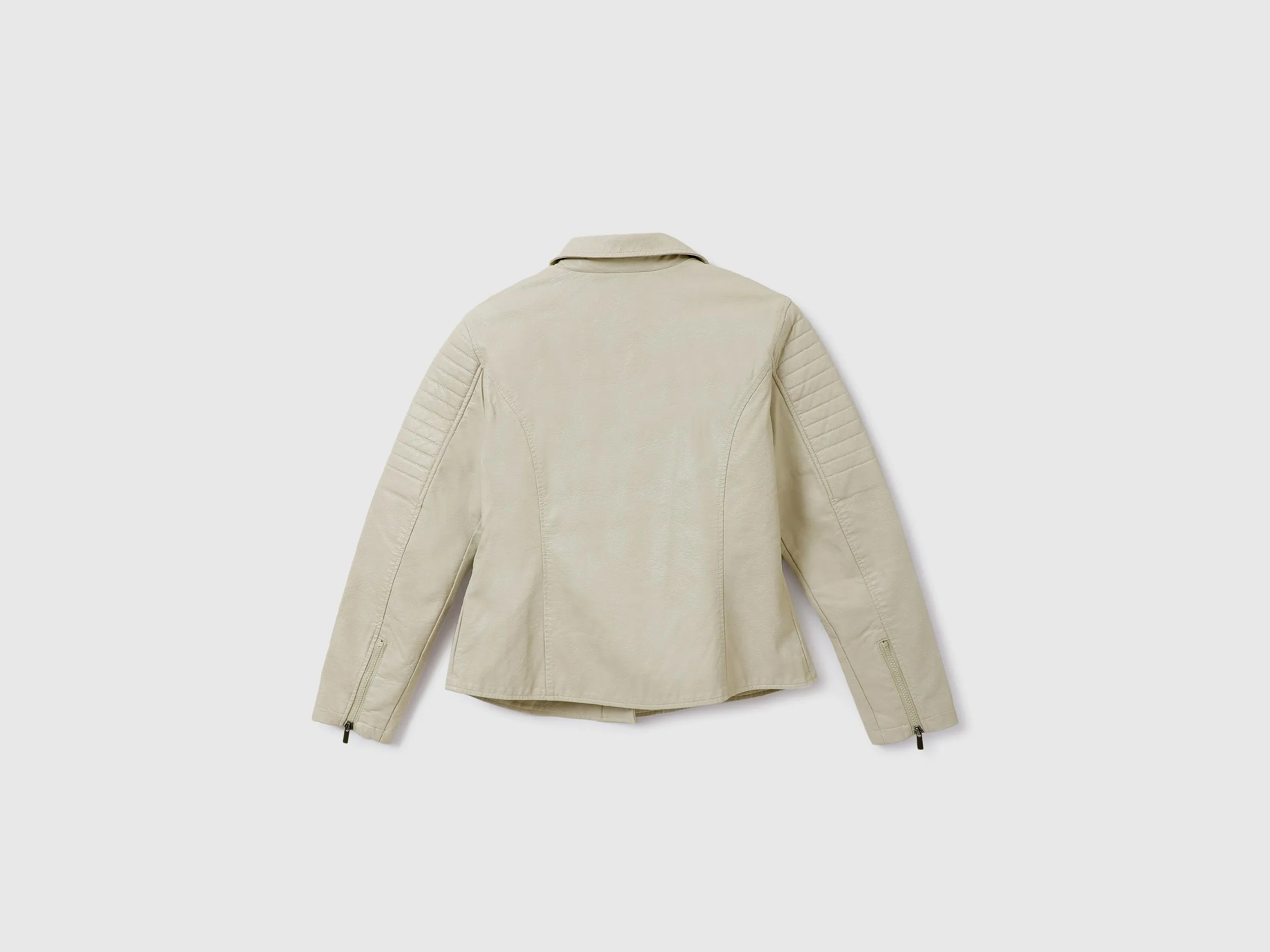 Women Solid Shirt Collar Jacket