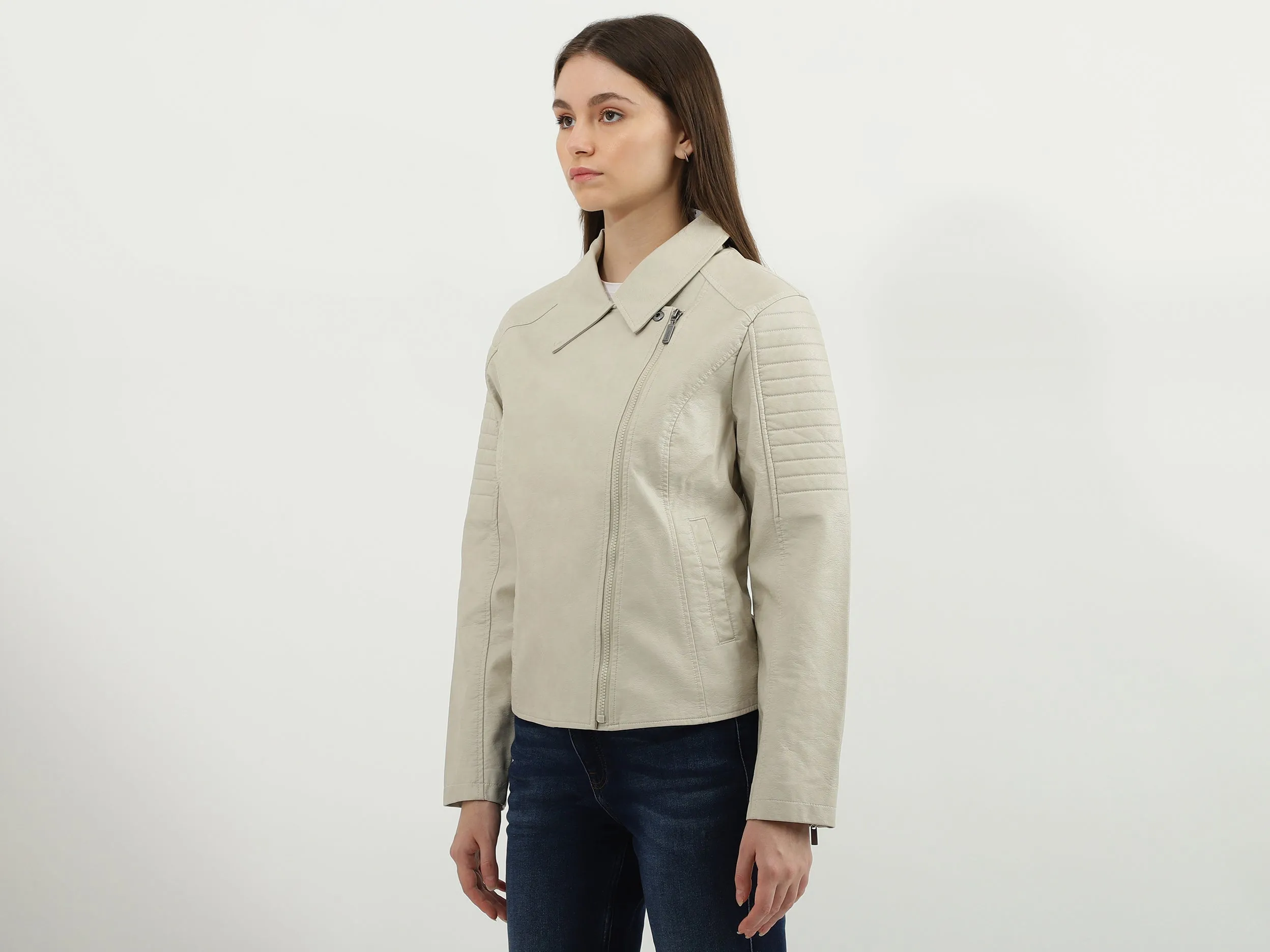 Women Solid Shirt Collar Jacket