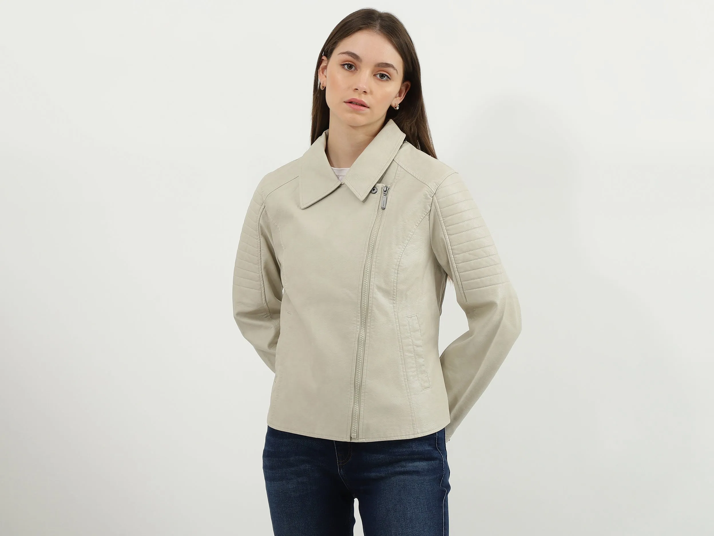 Women Solid Shirt Collar Jacket