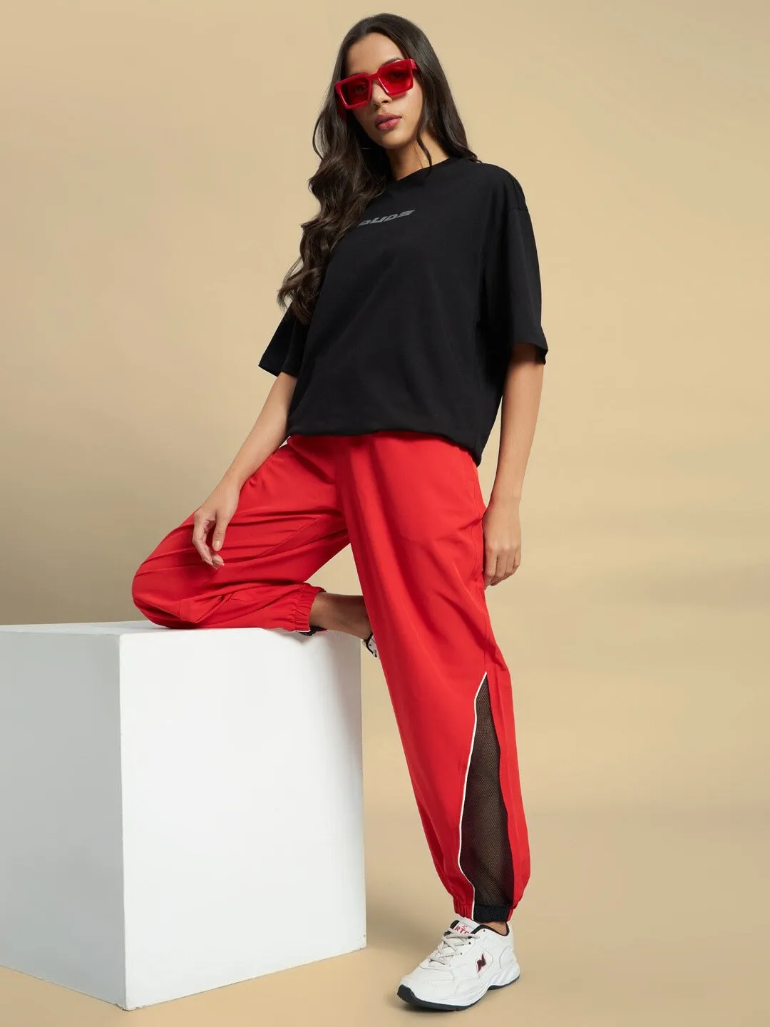 WOMEN'S PLEXUS JOGGERS (RED)