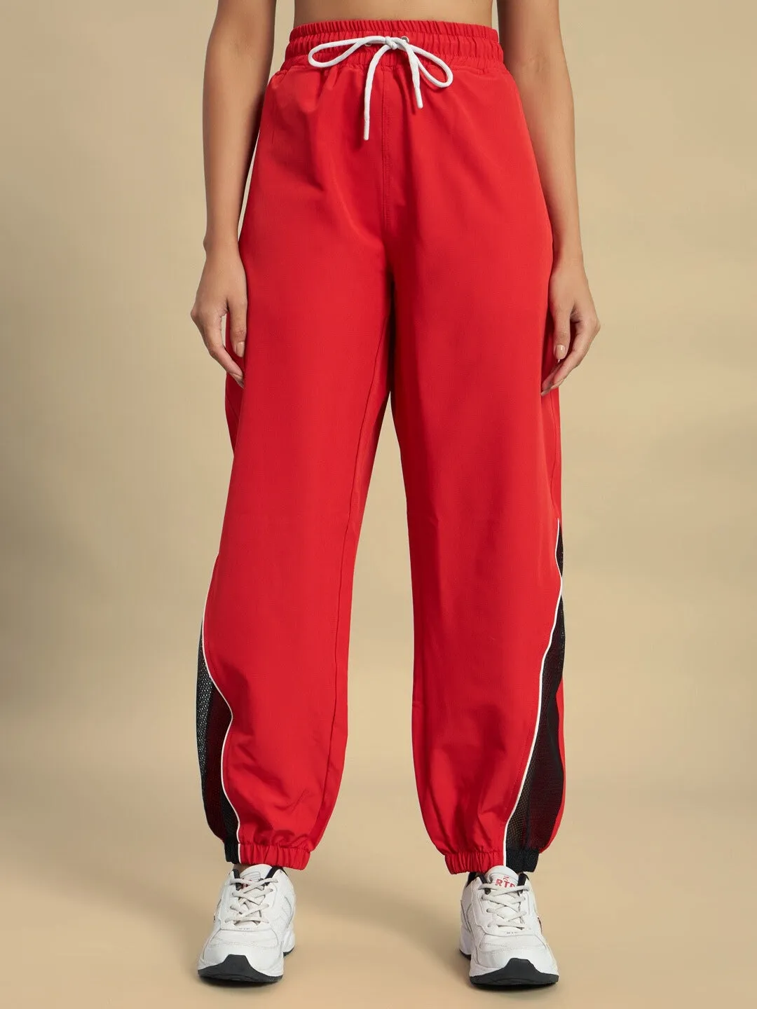 WOMEN'S PLEXUS JOGGERS (RED)