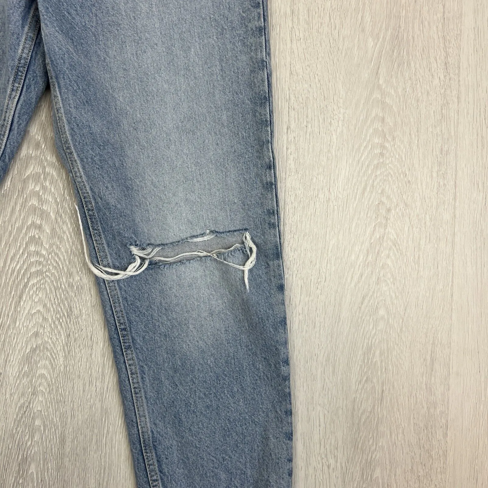 Zara Womens Blue Denim Relaxed Fit Jeans Size 6 US