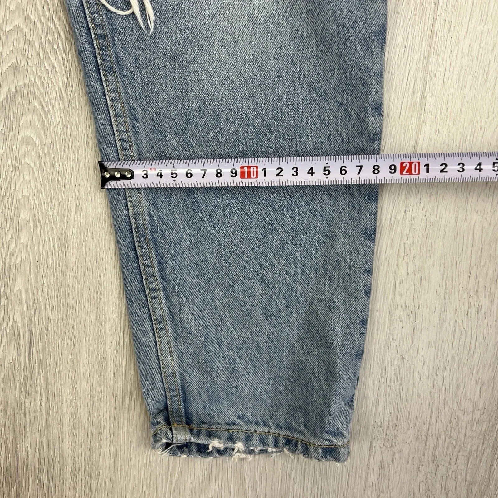 Zara Womens Blue Denim Relaxed Fit Jeans Size 6 US